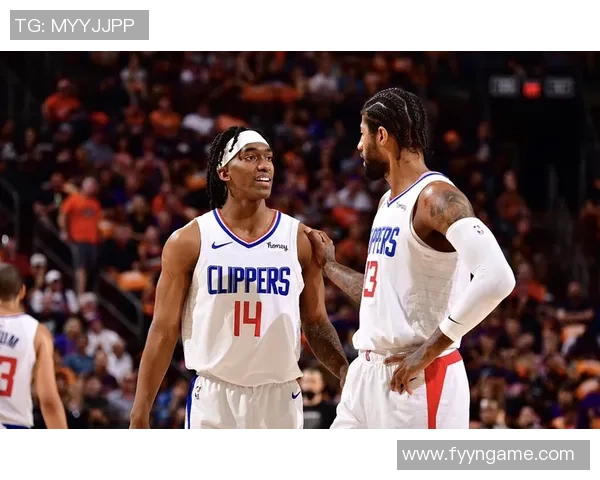 哈登爆砍55分+10三分，快船止连败！保罗宣告退役，小卡行将回归